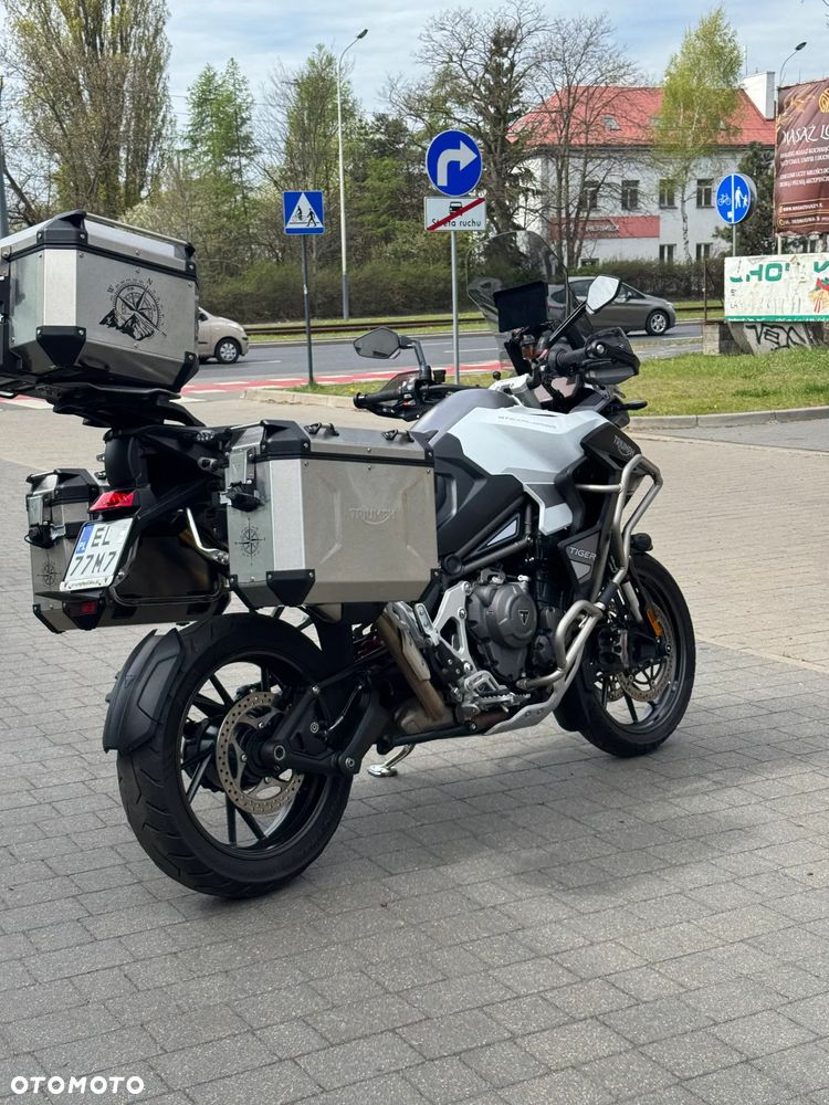 Triumph Tiger - 2