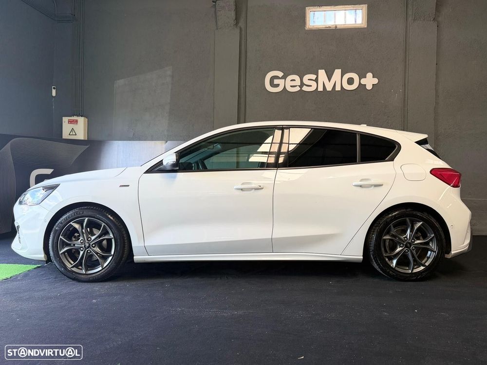 Ford Focus 1.0 EcoBoost ST-Line - 2