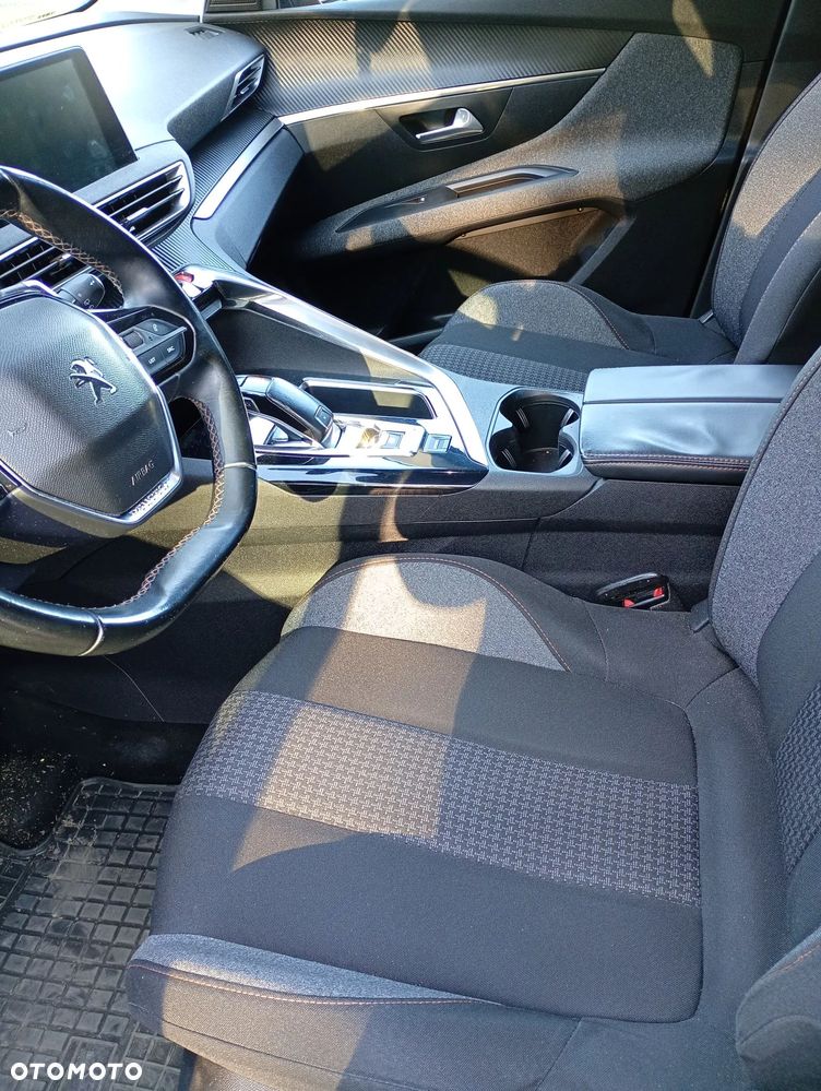 Peugeot 3008 1.6 BlueHDi Active S&S EAT6 - 20