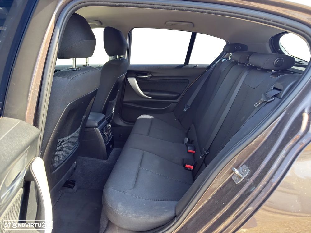 BMW 116 d EfficientDynamics - 13