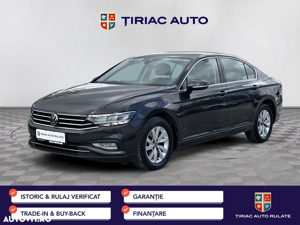 Volkswagen Passat - 1