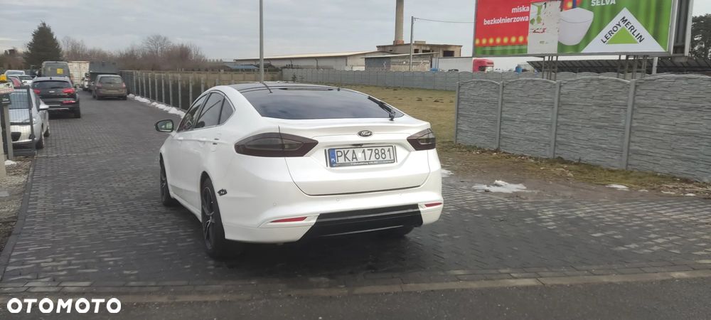 Ford Mondeo 2.0 TDCi STart-Stopp PowerShift-Aut Titanium - 4