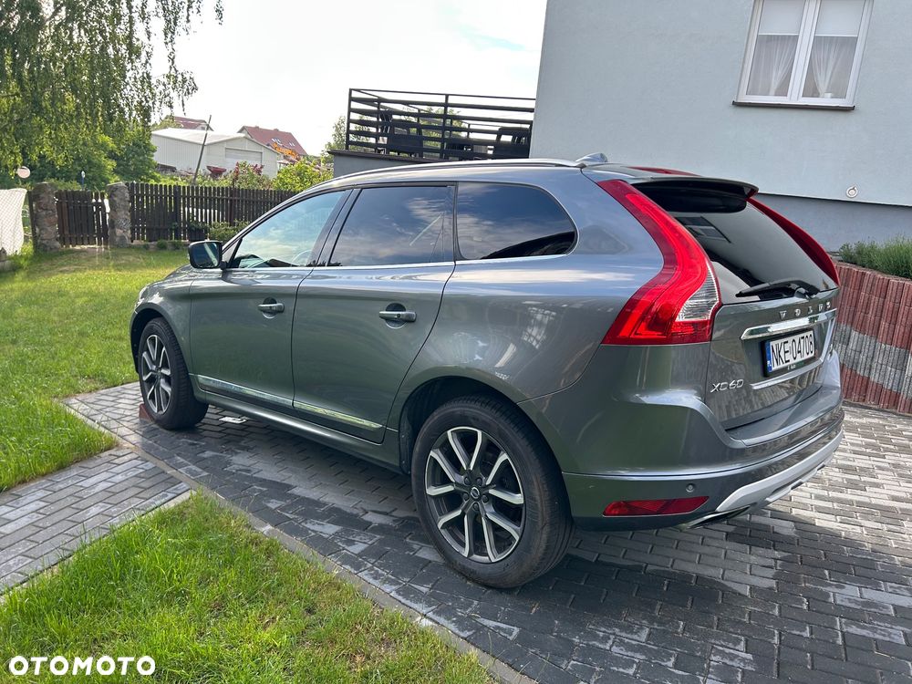 Volvo XC 60 T6 AWD Drive-E Summum - 4
