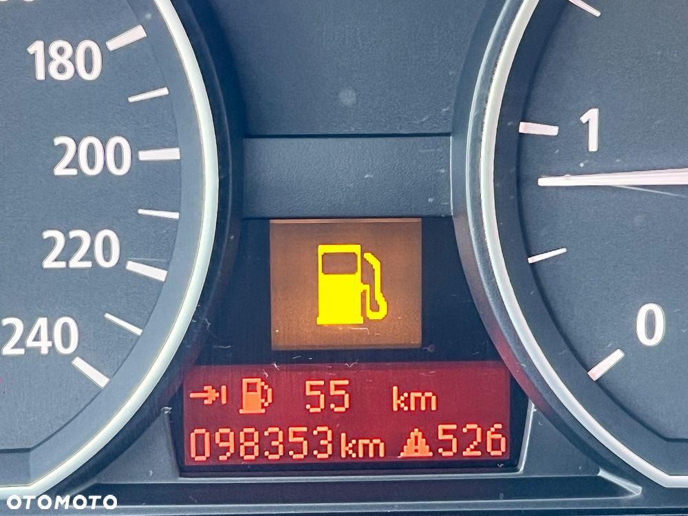 BMW Seria 1 118d - 28