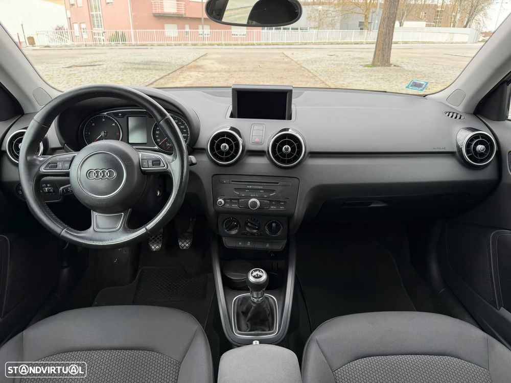 Audi A1 Sportback 1.6 TDI S-line - 7