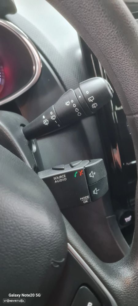 Renault Clio TCe 90 Limited - 17