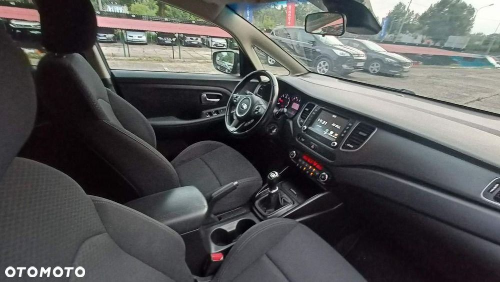 Kia Carens 1.7 CRDi L 7os - 36