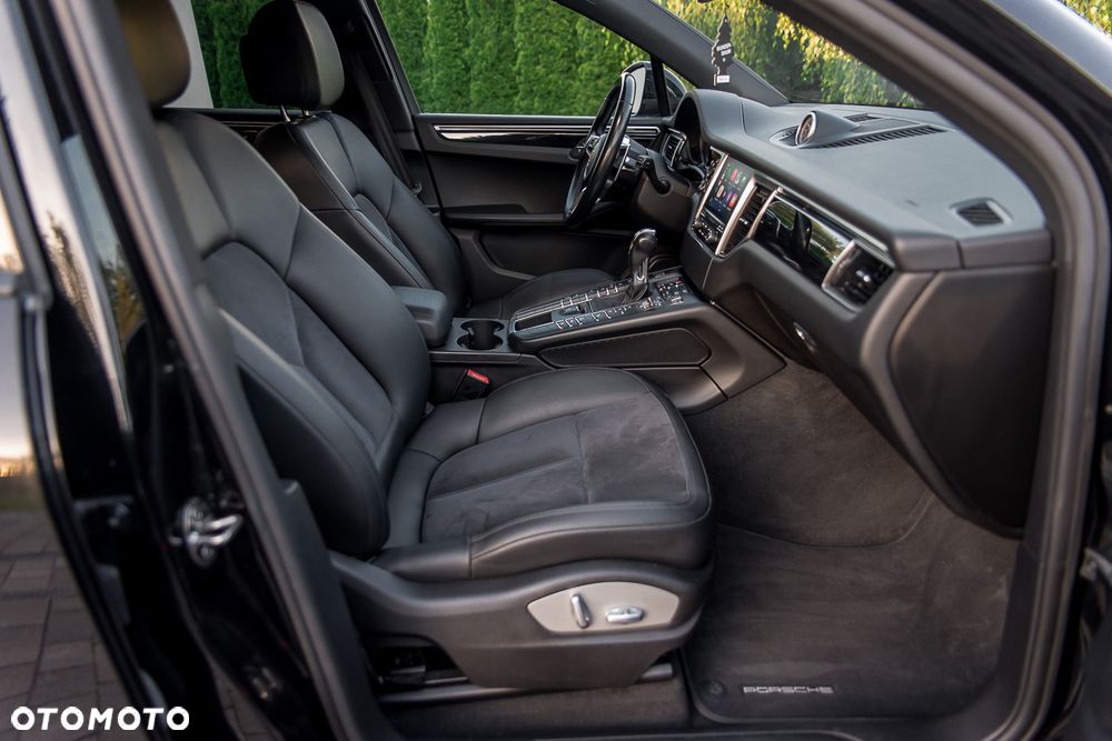 Porsche Macan - 17