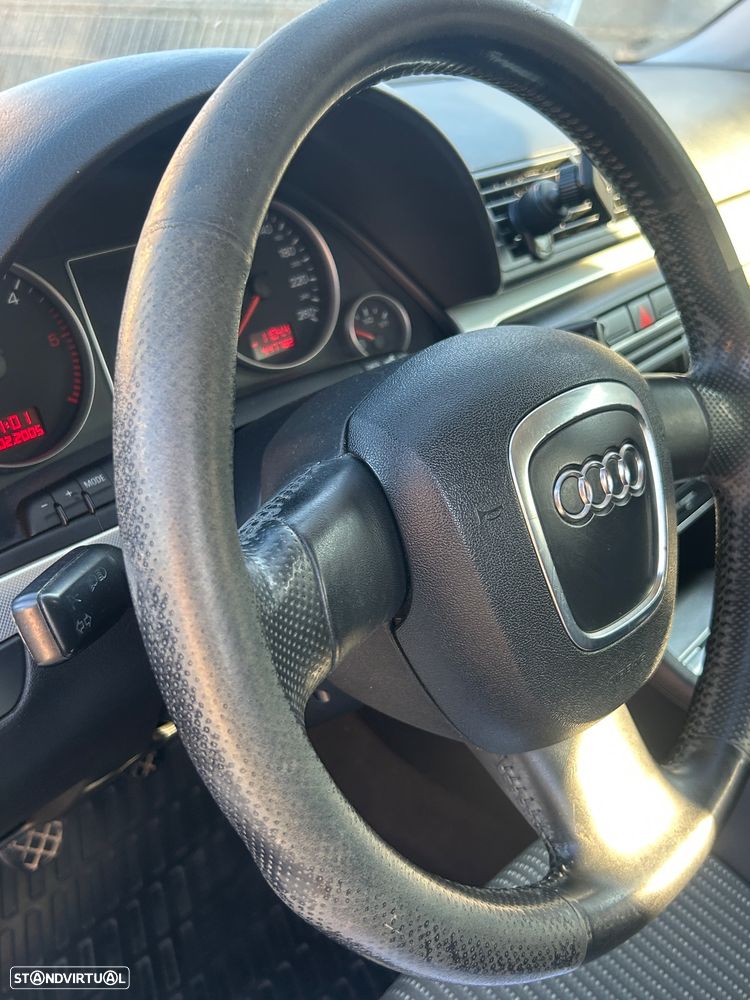 Audi A4 Avant 2.0 TDI - 3