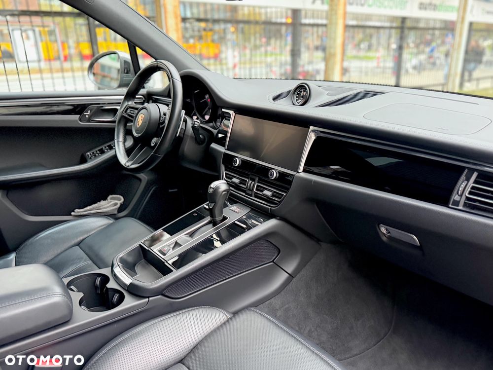 Porsche Macan T PDK - 27