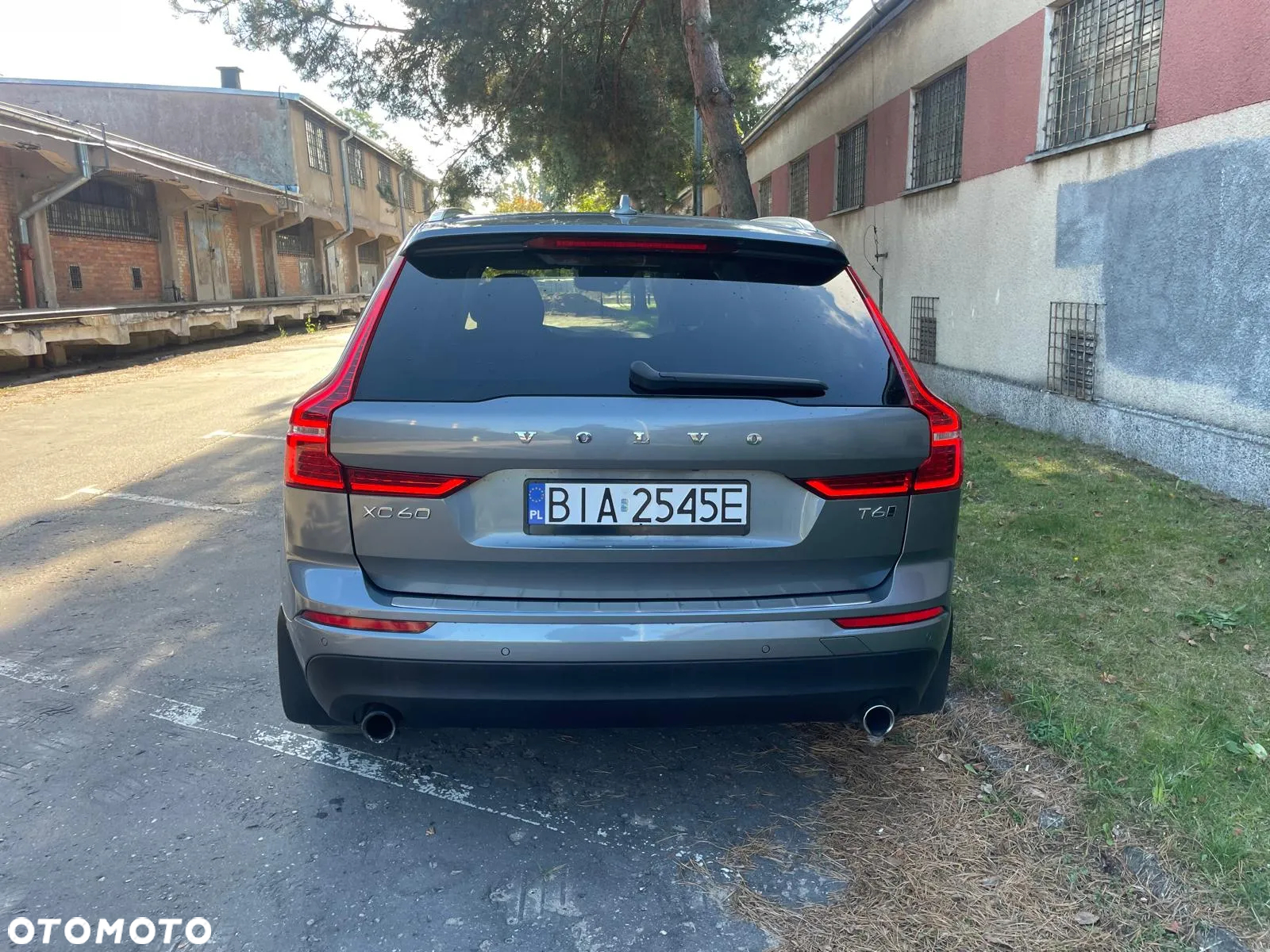 Volvo XC 60 T6 AWD Momentum - 8