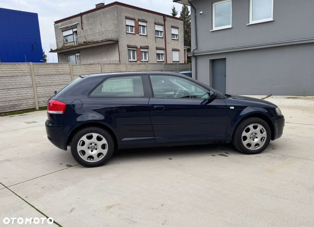 Audi A3 3-drzwiowe 1.9 TDI Ambition - 3