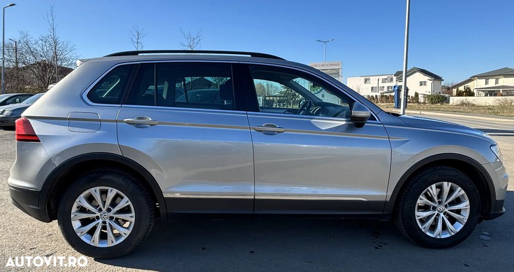Volkswagen Tiguan 2.0 TDI DPF DSG 4Mot Comfortline - 3