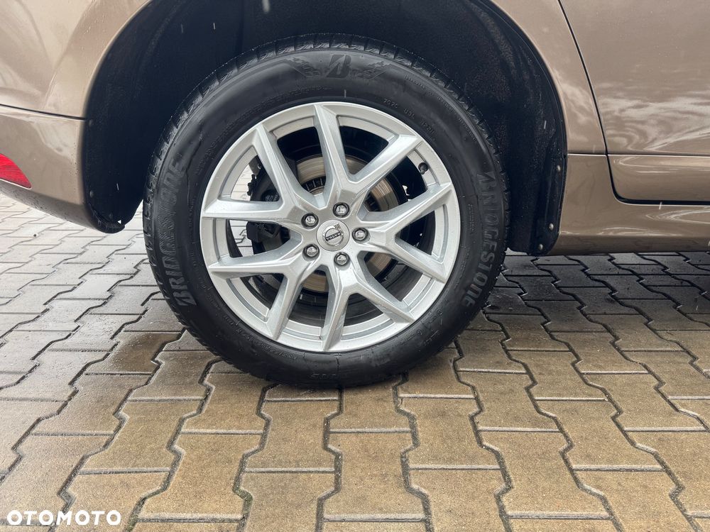 Volvo XC 60 D4 AWD Base - 5