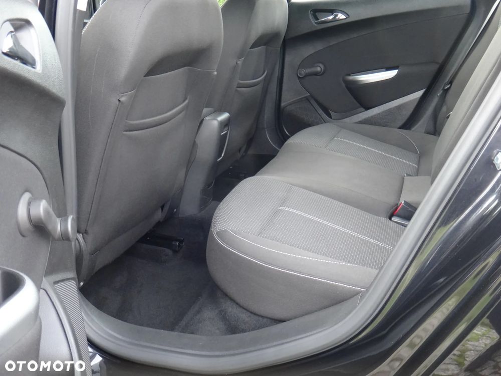 Opel Astra IV 1.4 T Sport - 31