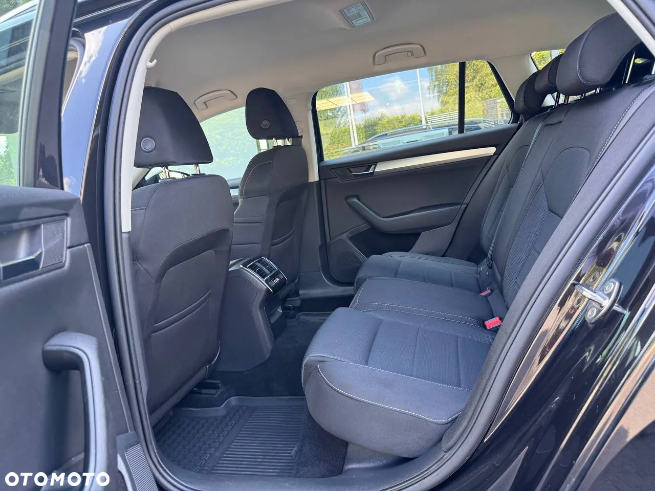 Skoda Superb 1.5 TSI ACT Style DSG - 18