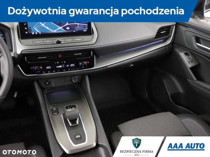 Nissan Qashqai - 10