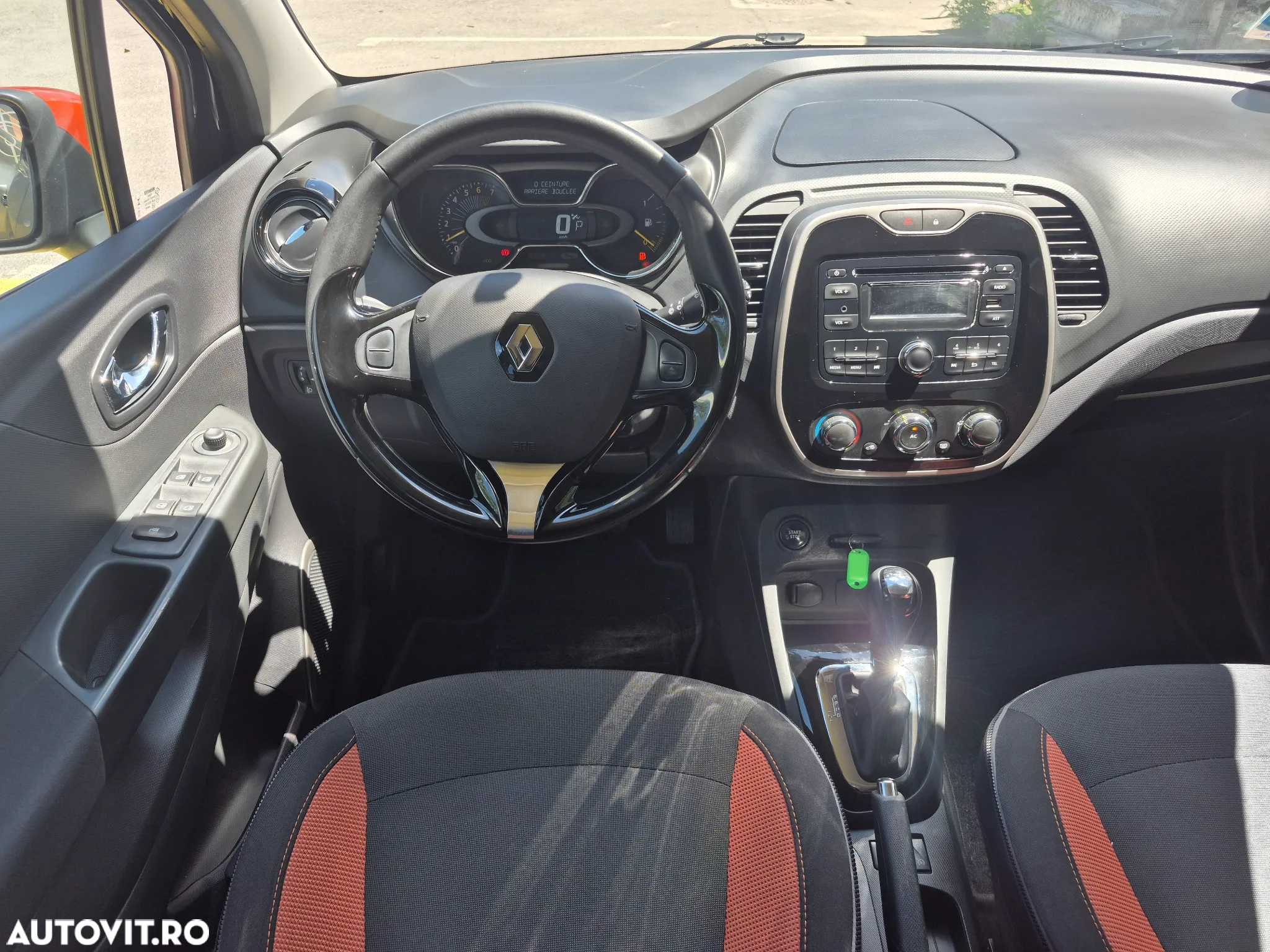 Renault Captur ENERGY TCe 120 EDC Luxe - 16