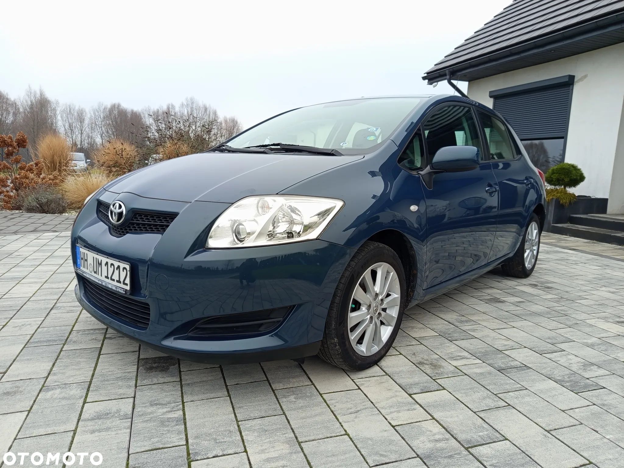 Toyota Auris 1.4 VVT-i Team - 1