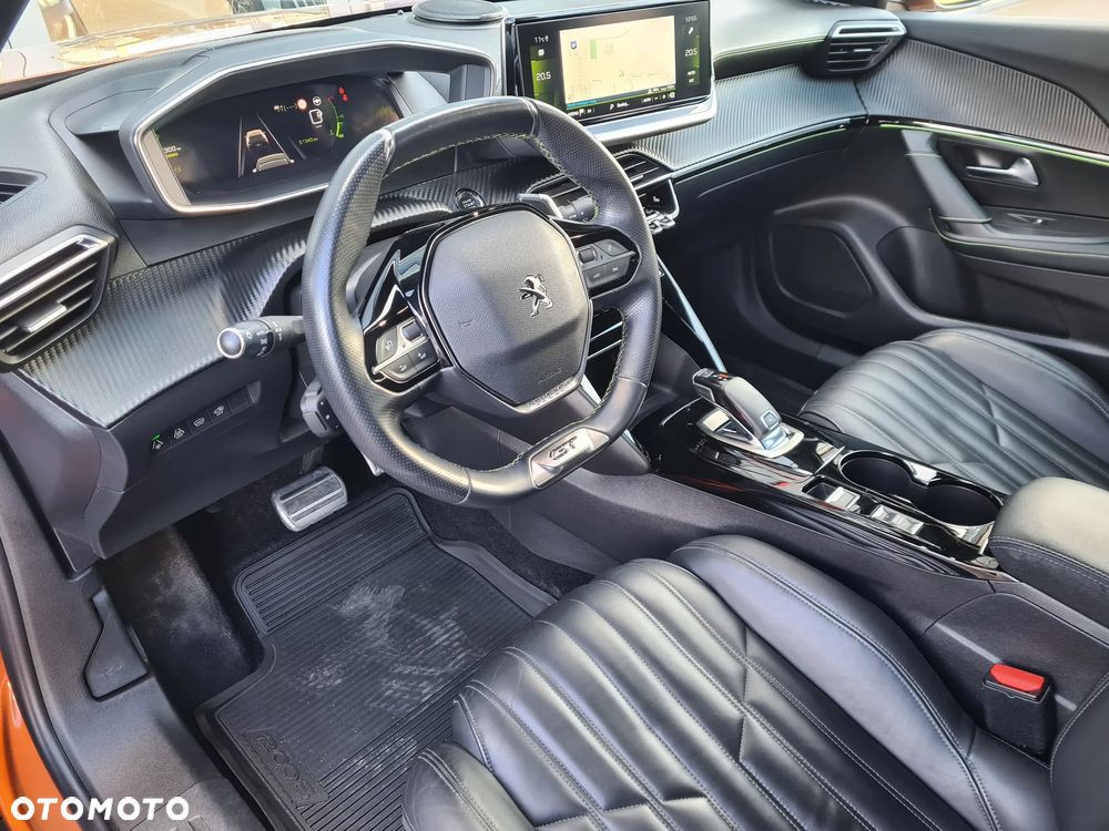 Peugeot 2008 1.2 PureTech GT Pack S&S EAT8 - 10