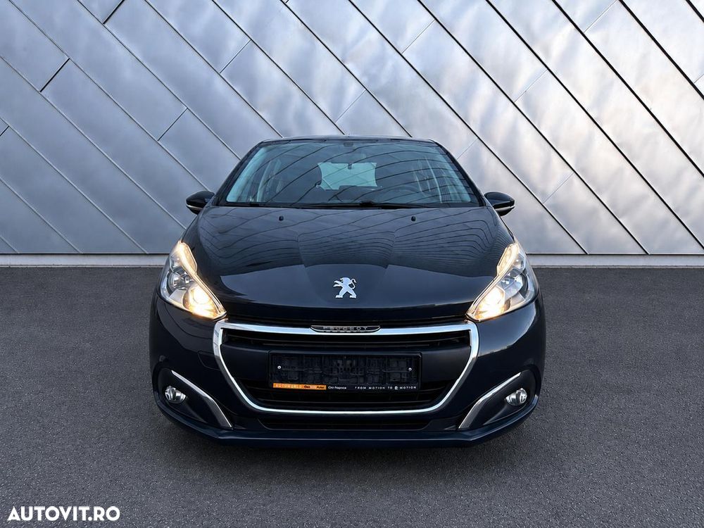 Peugeot 208 1.2 L PureTech ETG Allure - 19
