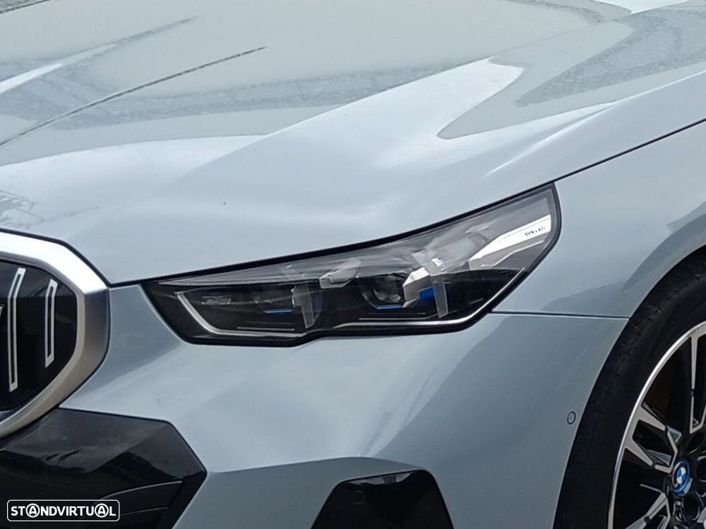 BMW i5 eDrive40 Pack Desportivo M - 3