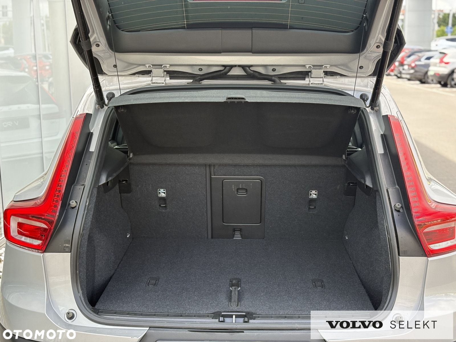 Volvo XC 40 - 35