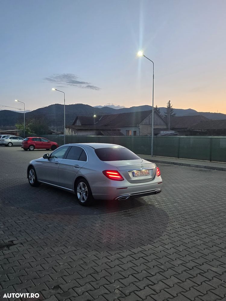Mercedes-Benz E 200 d Aut. - 8