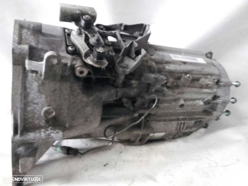 Caixa de velocidades manual VOLKSWAGEN Touareg (7L) - 1