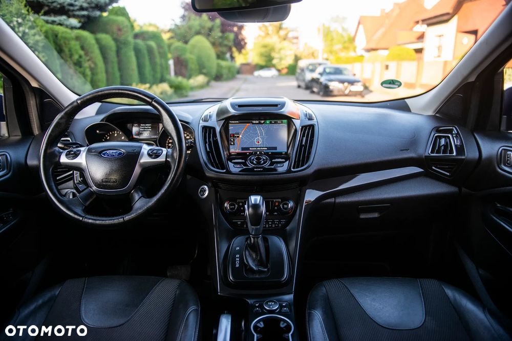 Ford Kuga 2.0 TDCi 4x4 Titanium - 34