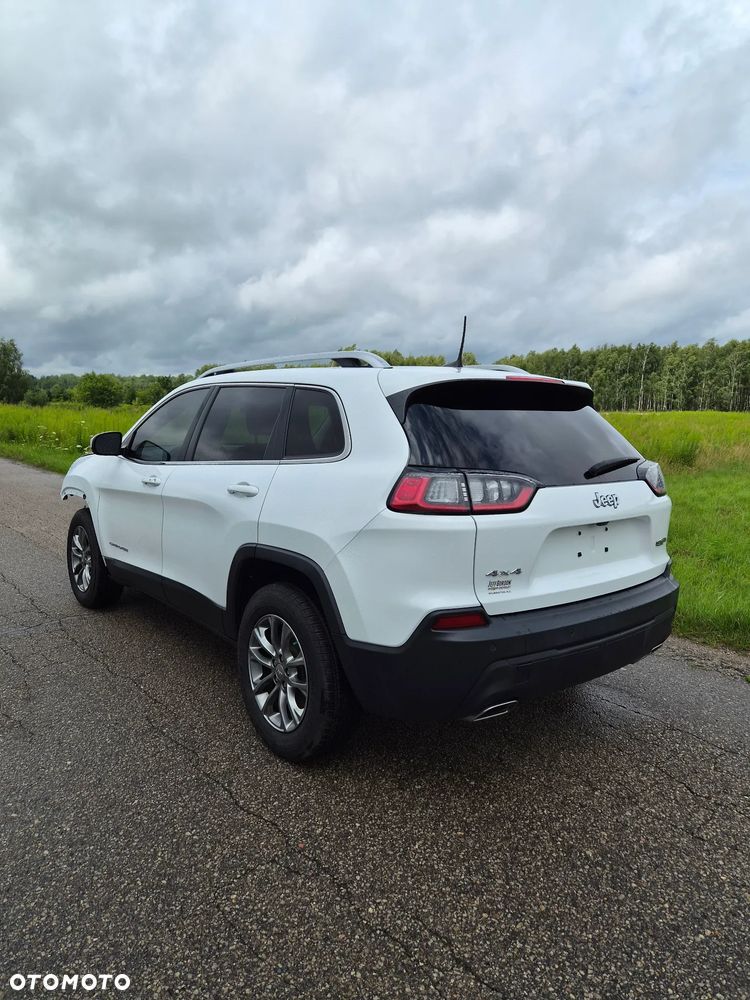 Jeep Cherokee - 6