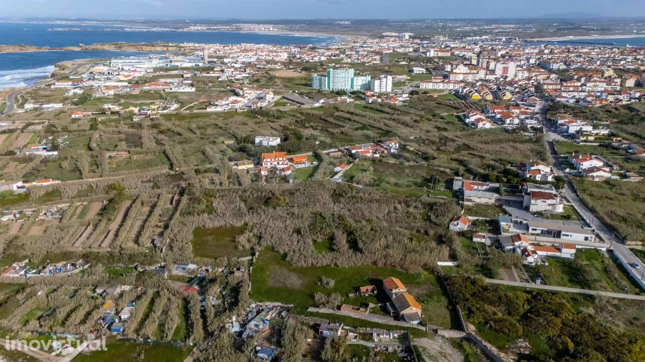 Terreno com 7.840m2 em Peniche - Grande imagem: 3/13