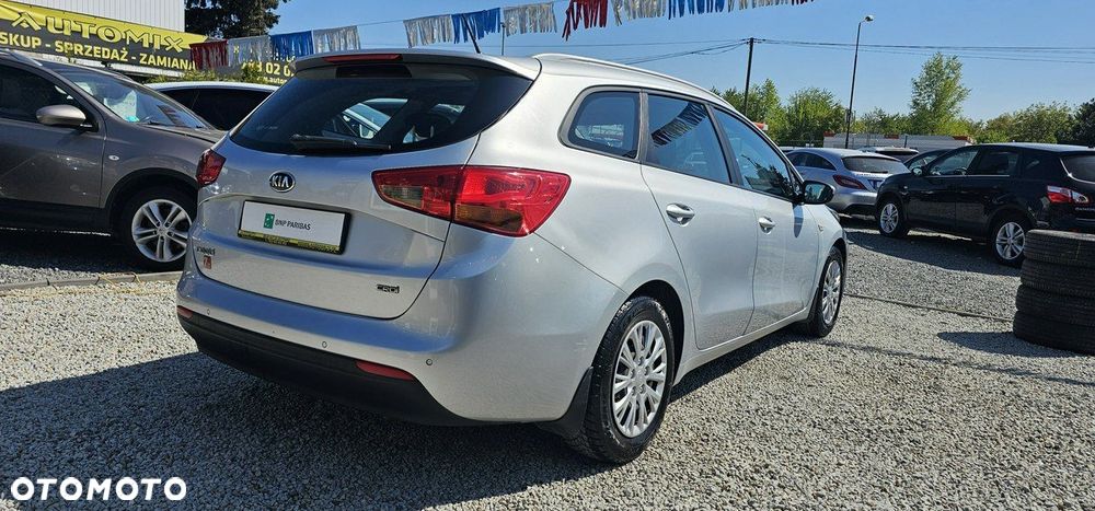 Kia Ceed - 28