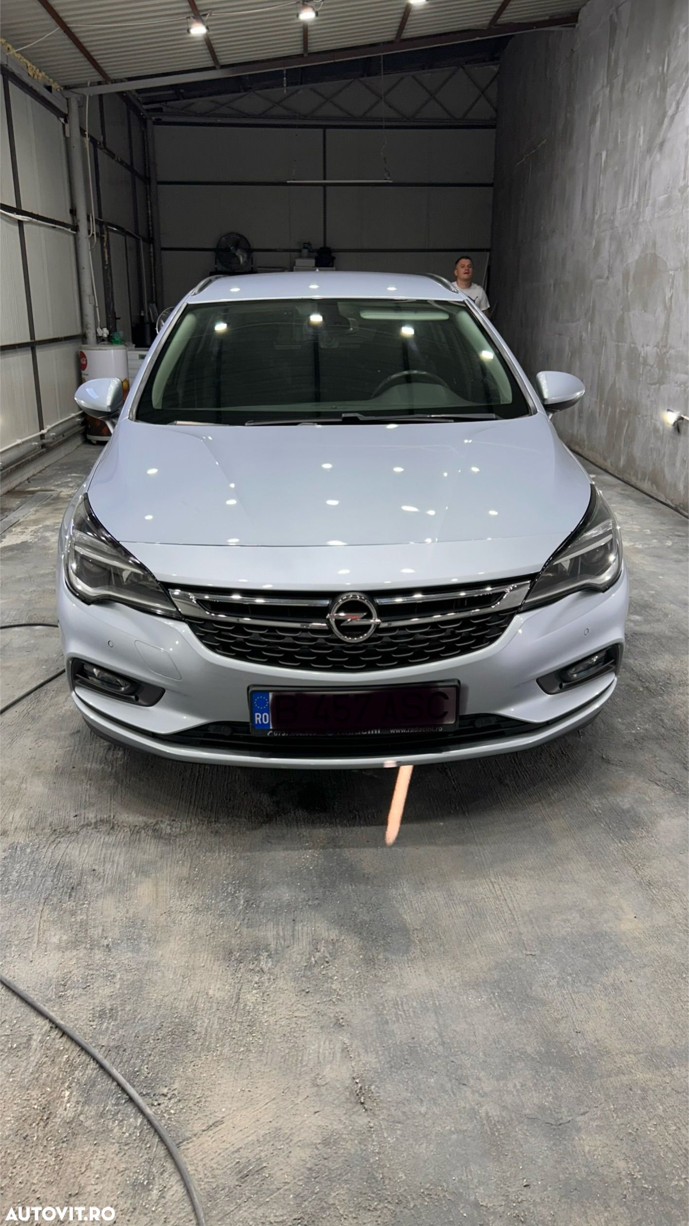 Opel Astra Sport Tourer 1.6 CDTI ECOTEC Innovation Aut. - 1