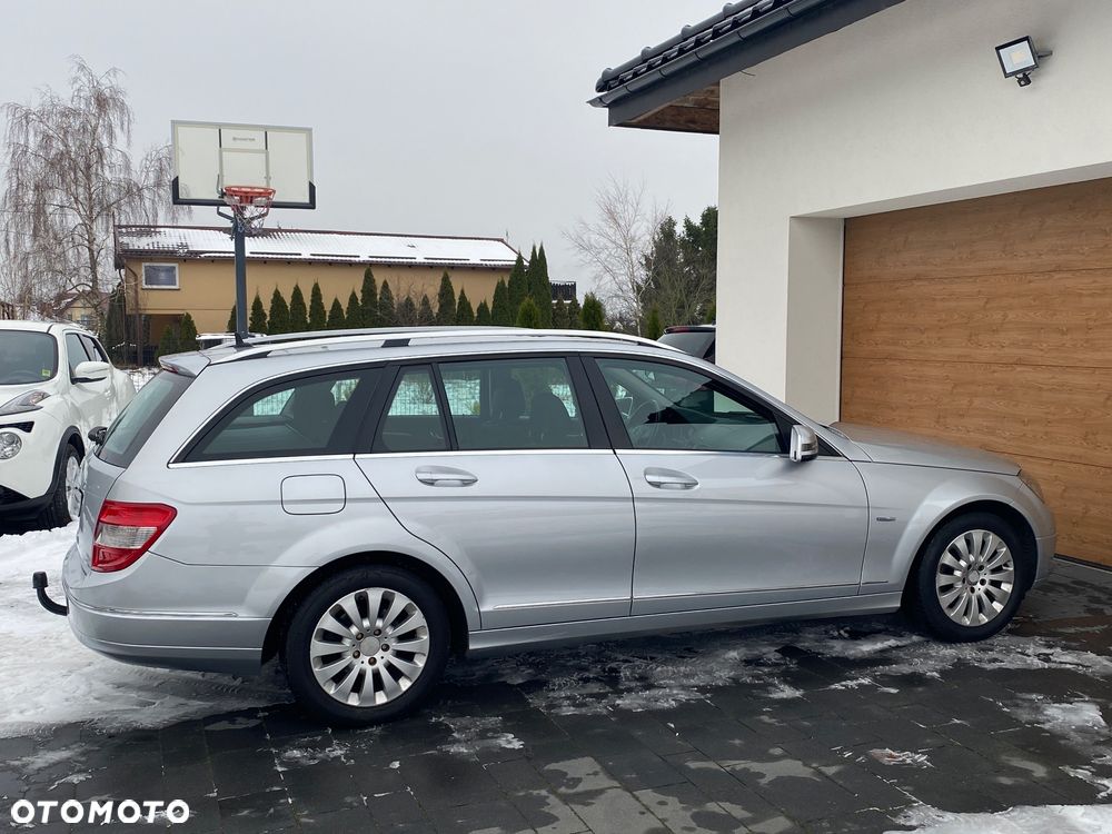 Mercedes-Benz Klasa C 180 Kompressor Automatik BlueEFFICIENCY Avantgarde - 23