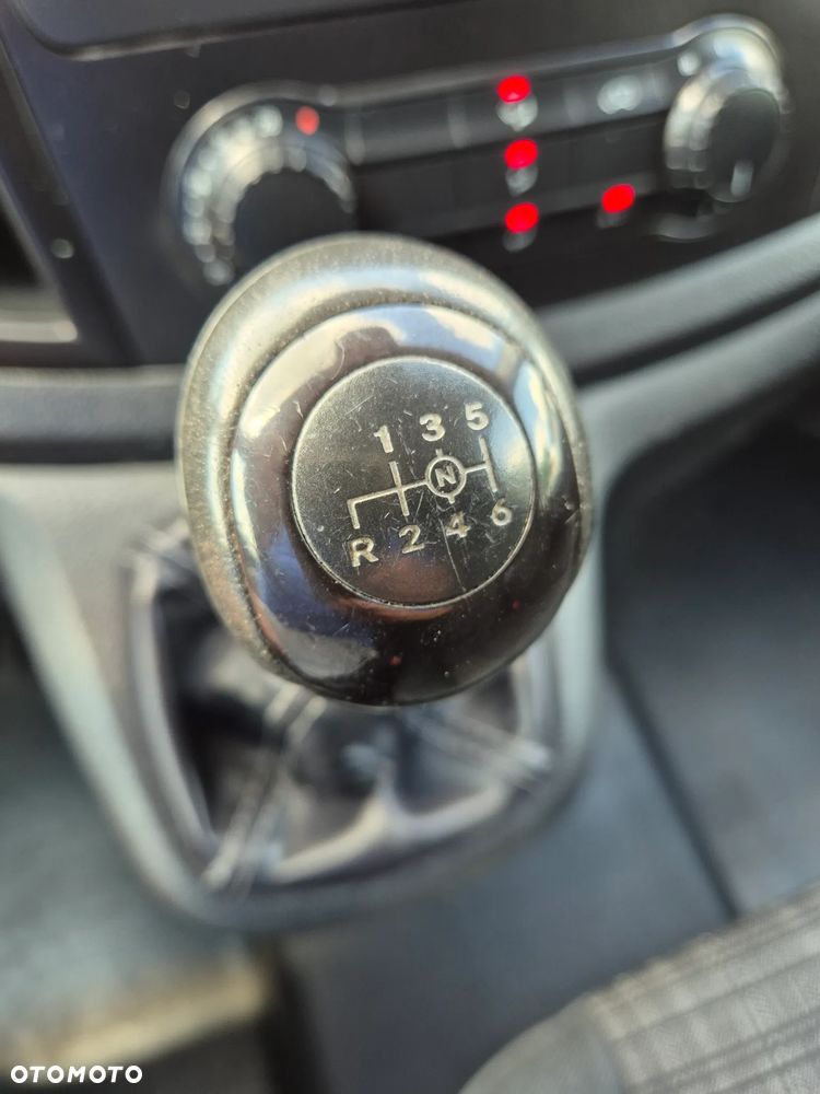 Mercedes-Benz Vito LONG 2,2CDI 2019r 130Tys km RWD 100%Bezwypadkowy Super stan Gwarancja przebiegu - 23