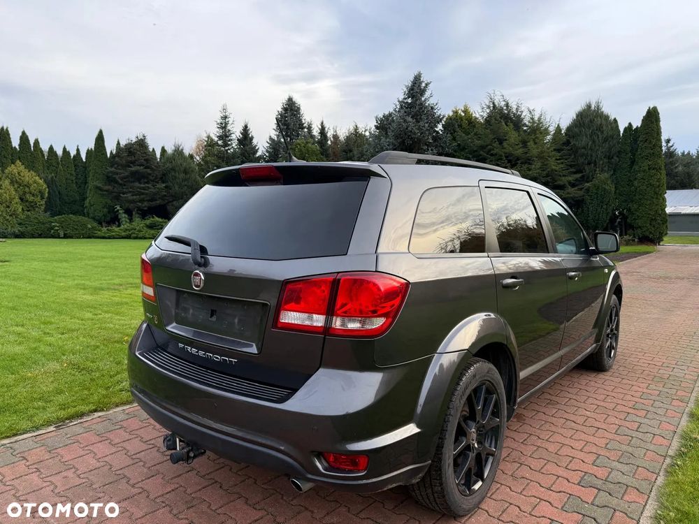 Fiat Freemont 2.0 Multijet Black Code AWD - 5