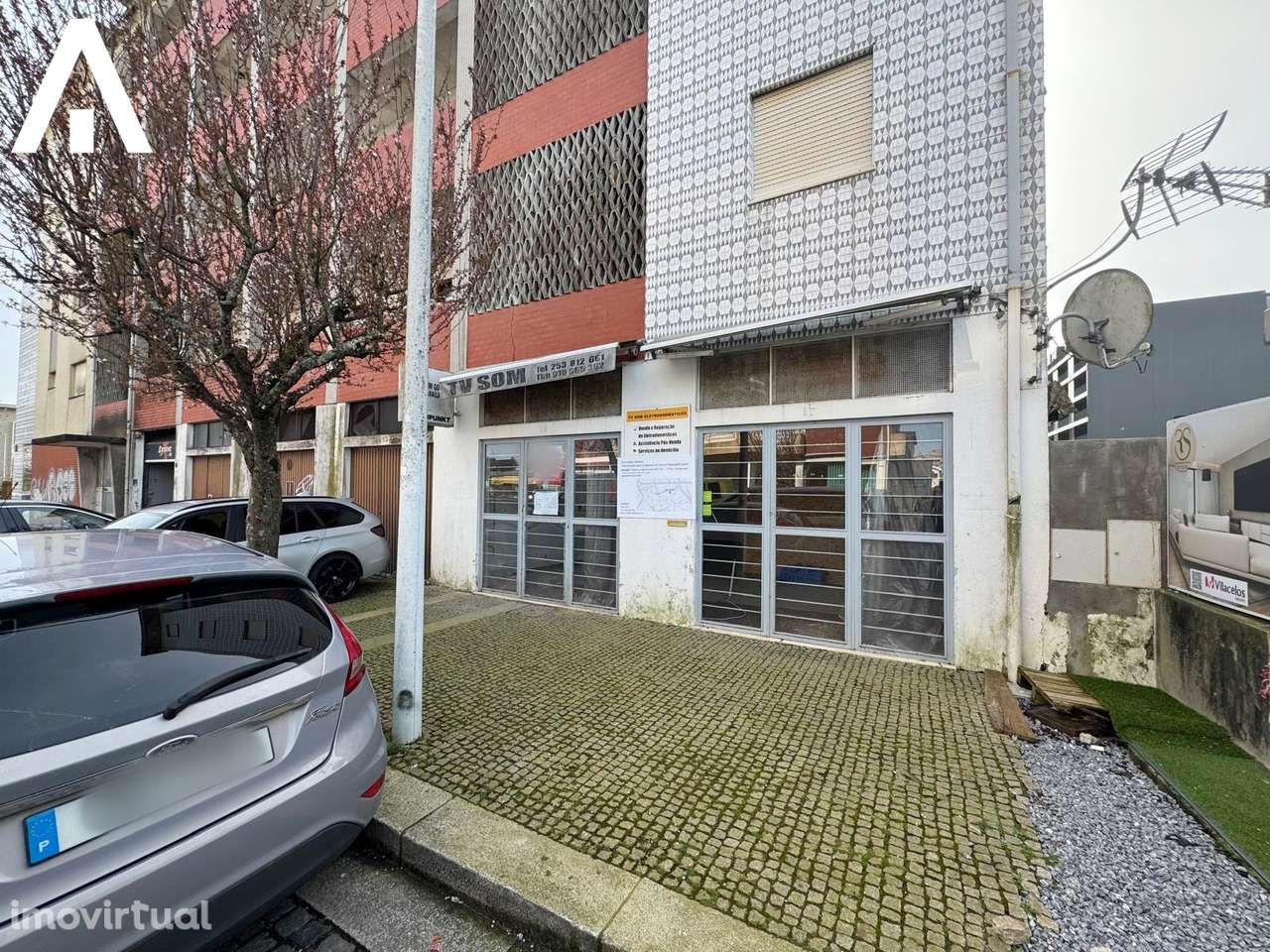 Estabelecimento comercial no cento de Barcelos - Grande imagem: 3/4