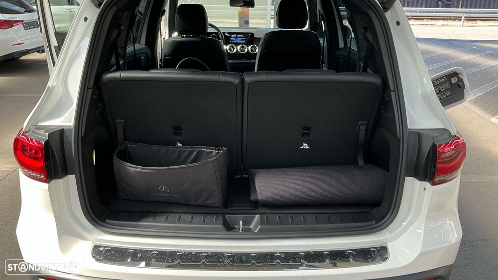 Mercedes-Benz EQB 300 4Matic Progressive - 12
