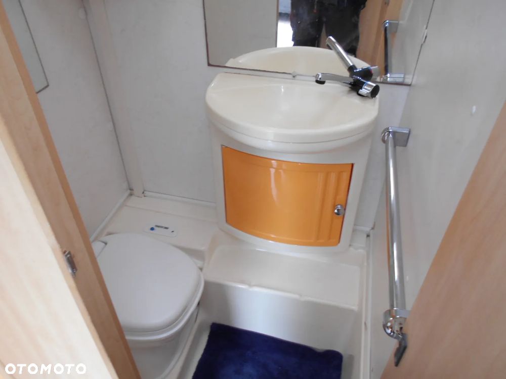 Dethleffs CAMPER 390 - 8