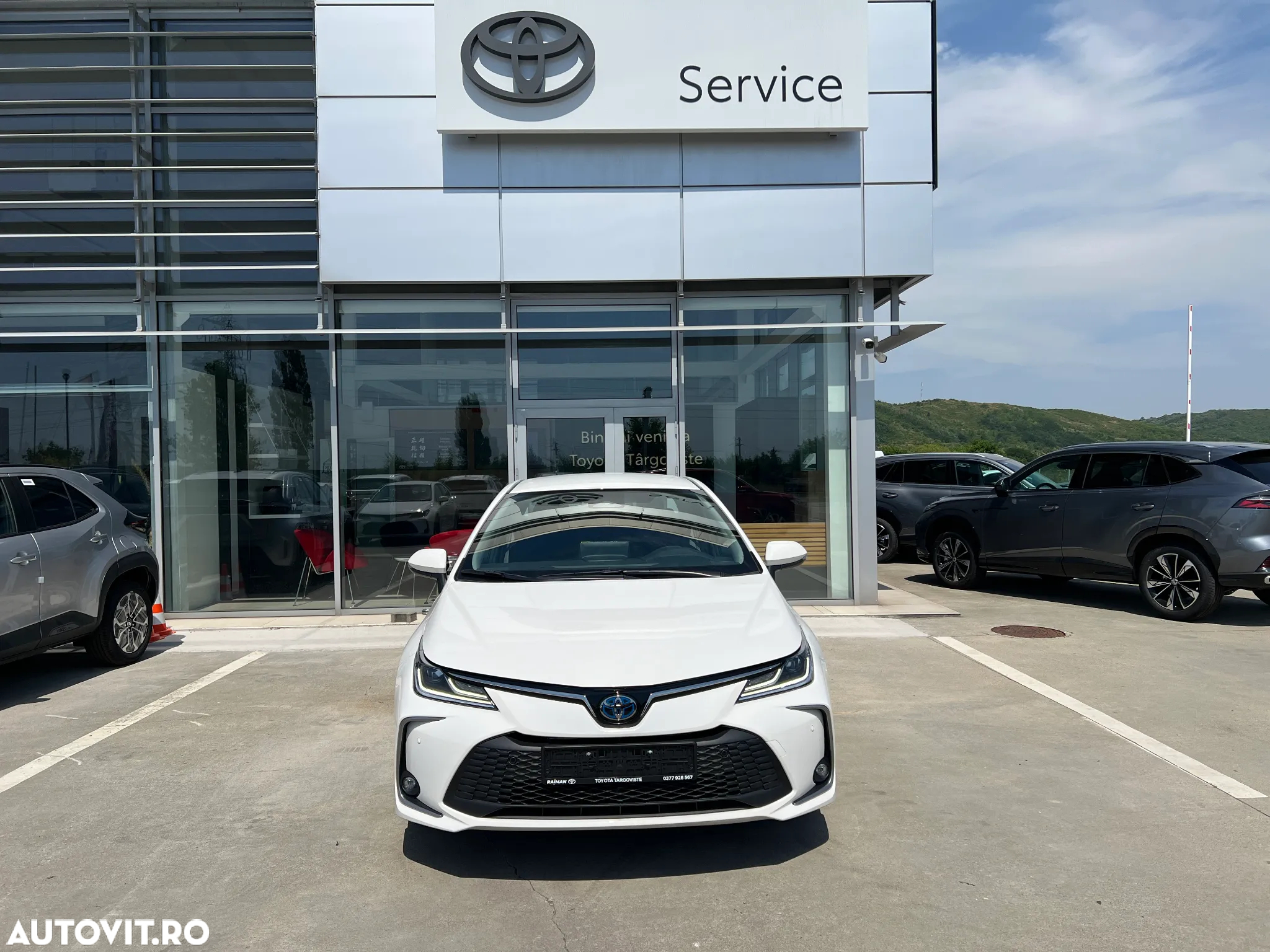 Toyota Corolla 1.8 HSD Business - 10