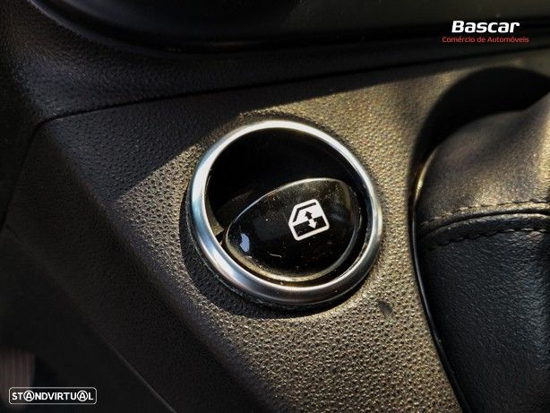 Fiat 500 1.0 Hybrid Lounge - 34