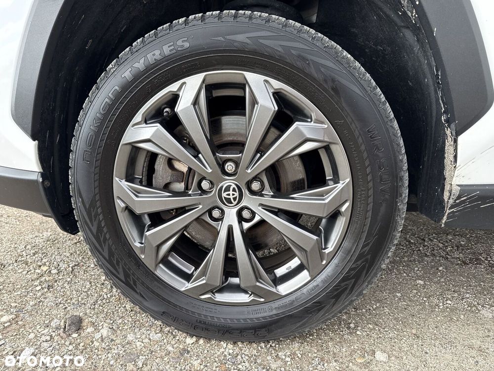 Toyota RAV4 - 18