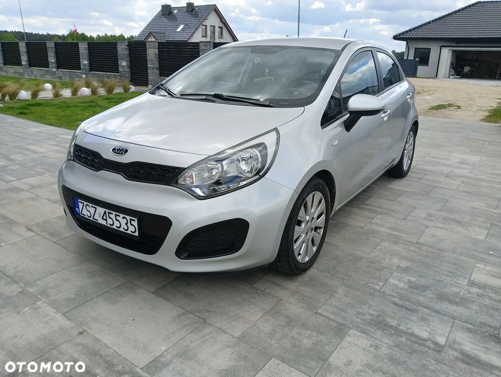 Kia Rio - 3
