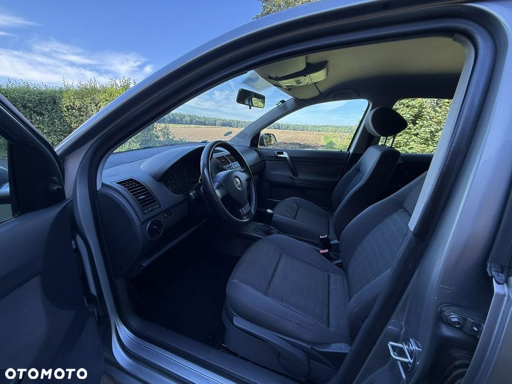 Volkswagen Polo 1.4 16V Comfortline - 36