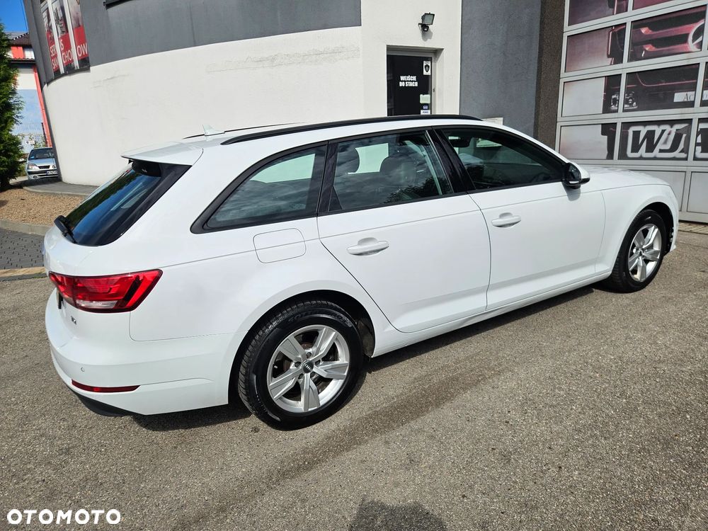 Audi A4 Avant 2.0 TDI S tronic - 10