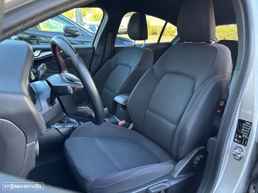 Ford Focus 1.5 TDCi EcoBlue ST-Line X - 13