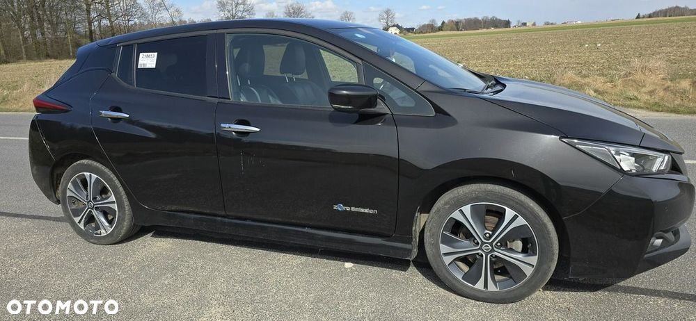 Nissan Leaf - 2