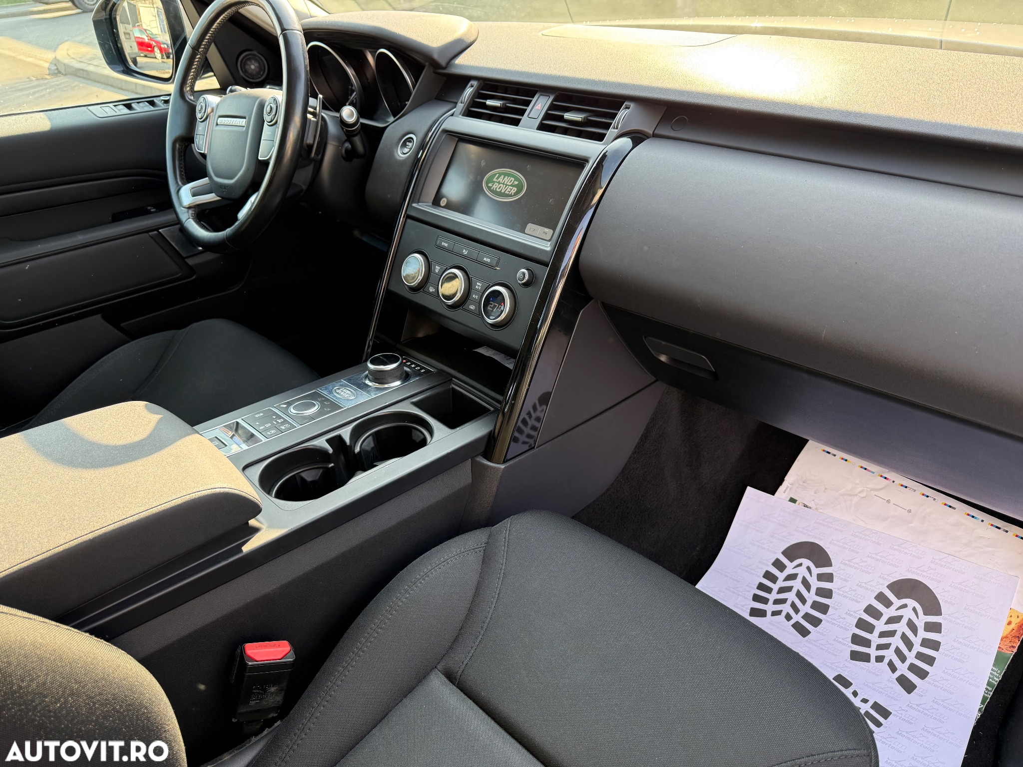 Land Rover Discovery 2.0 L TD4 HSE - 24