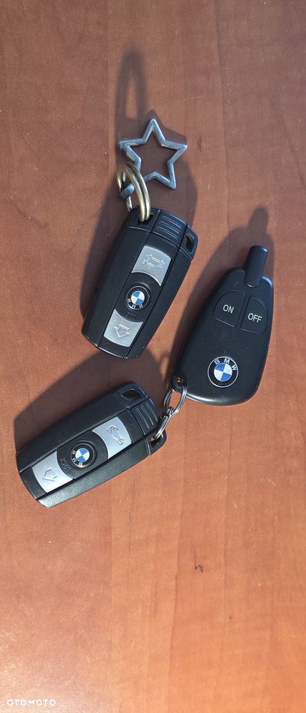 BMW Seria 3 318d DPF Edition Exclusive - 24